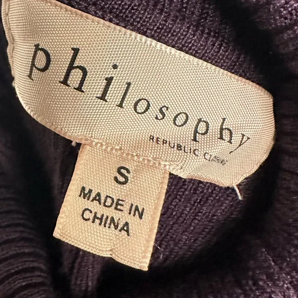PHILOSOPHY / Deep Purple Turtleneck / Small - Picture 10 of 11